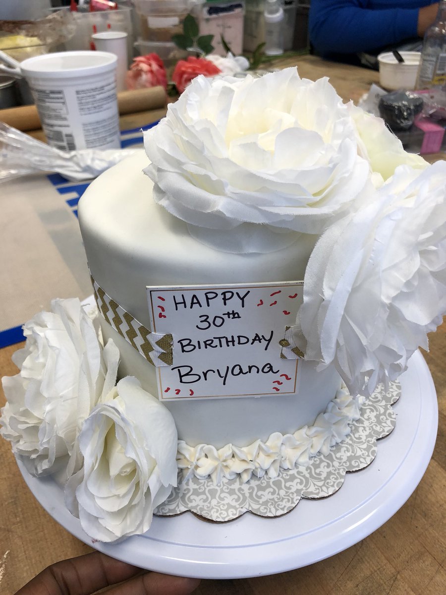 CupsCakesBakery's tweet photo. https://t.co/OyzpbV5UKs