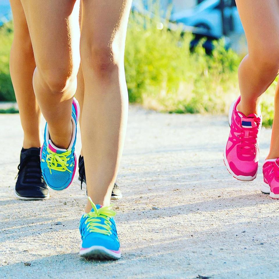 WeAreHullabaloo's tweet photo. Well done to everyone who competed in the #Londonmarathon2018 yesterday! You all did so well to tackle that #heat! Such #inspiring people!💪🏼☀️#london #run #marathon #goodjob #sun #hot #race #compete #competitors #athletes #fitness #321go #designers #welldone #graphicdesign https://t.co/D1Galn9gBL