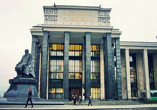 InsidersRussian's tweet photo. The Russian State Library is the largest library in Russia and the second largest library in the world after the Library of Congress in the USA, with holdings of more than forty-two million volumes
#russianinsiders #moscow #urbanlife #tourtorussia #traveltorussia #citytoursrussia https://t.co/uZDEIDcvRl
