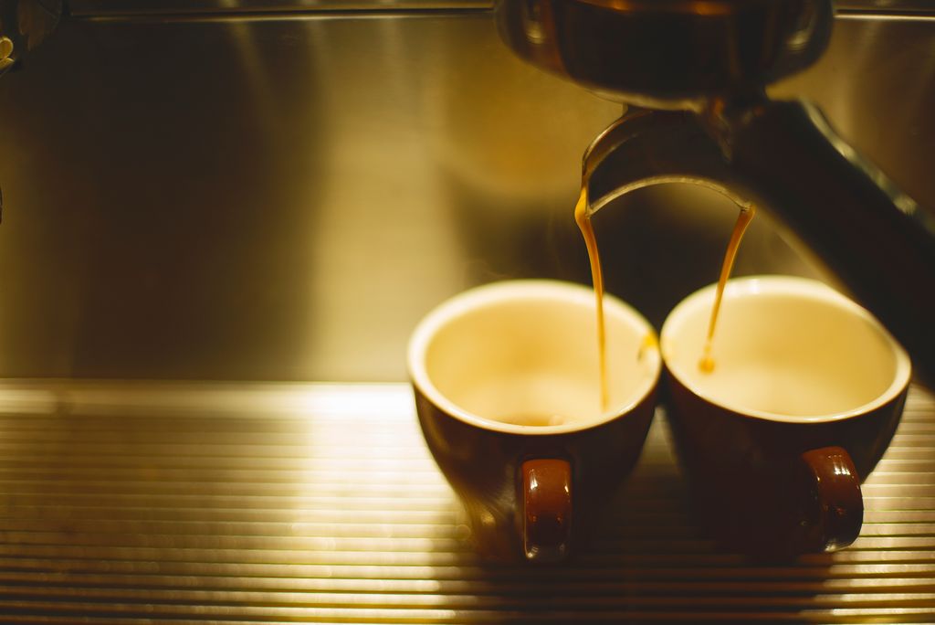 FoodBlogCT's tweet photo. RT @melissas_za: How many cups of @melissas_za coffee do you need in the morning? #melissasza #coffee #capetown #joburg #foodblogct
☕️ ☕️ ☕️ https://t.co/gSDryz8Ewm