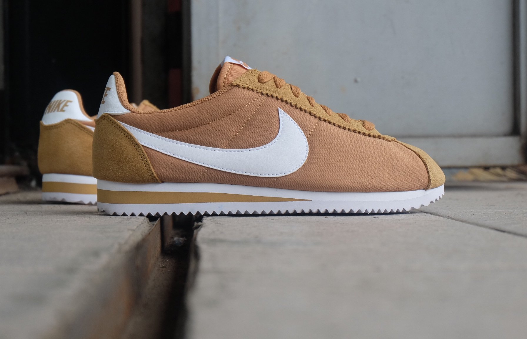 Silicio granizo aeropuerto Pegashoes Bandung on Twitter: "NIKE CORTEZ BROWN NYLON SIZE 40 ORIGINAL  MADE IN INDONESIA BRAND NEW WITH BOX REPLACE https://t.co/5WvA6wNLLY" /  Twitter