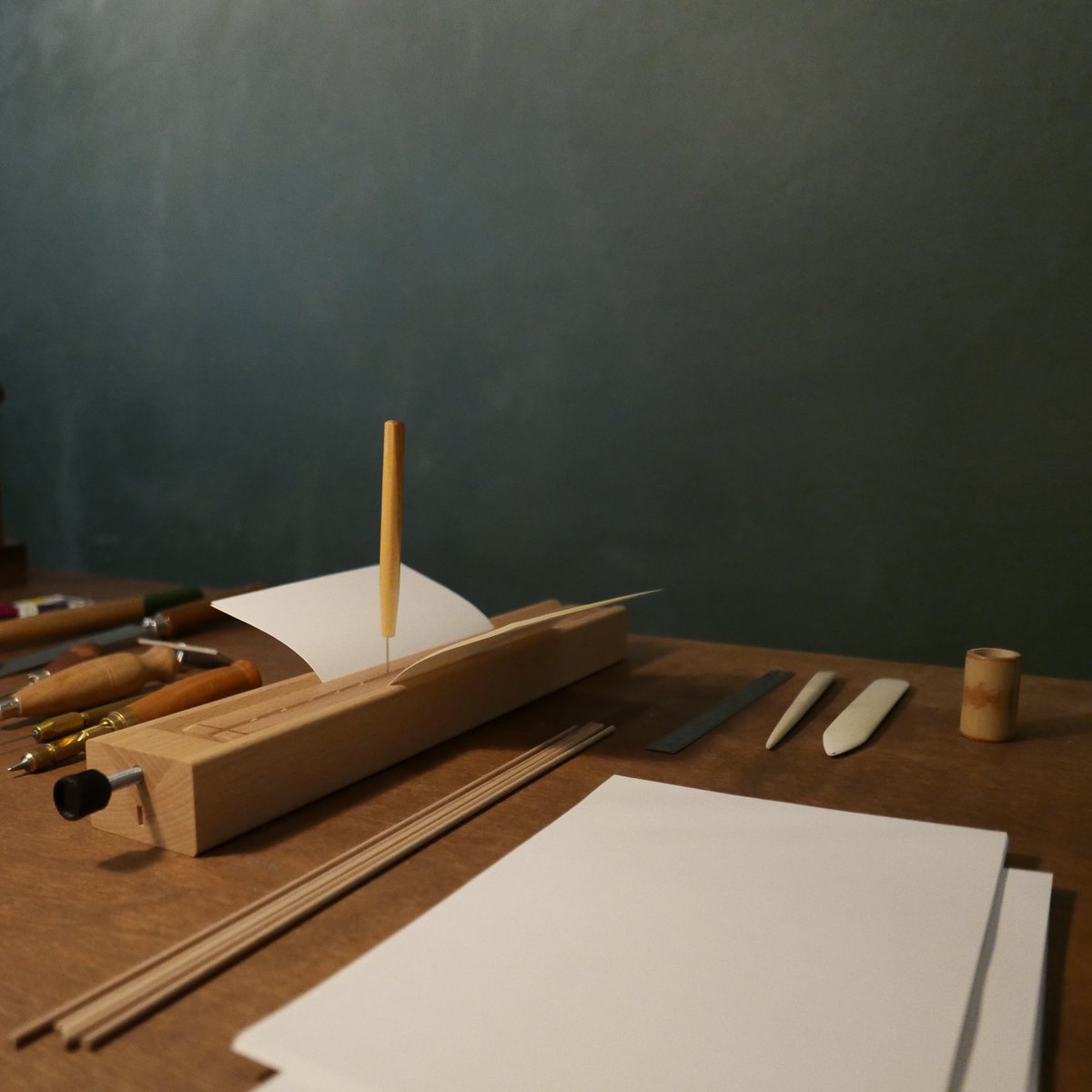 BindSomething's tweet image. 전시 준비 중입니다 :) #bindsomething #bplatform