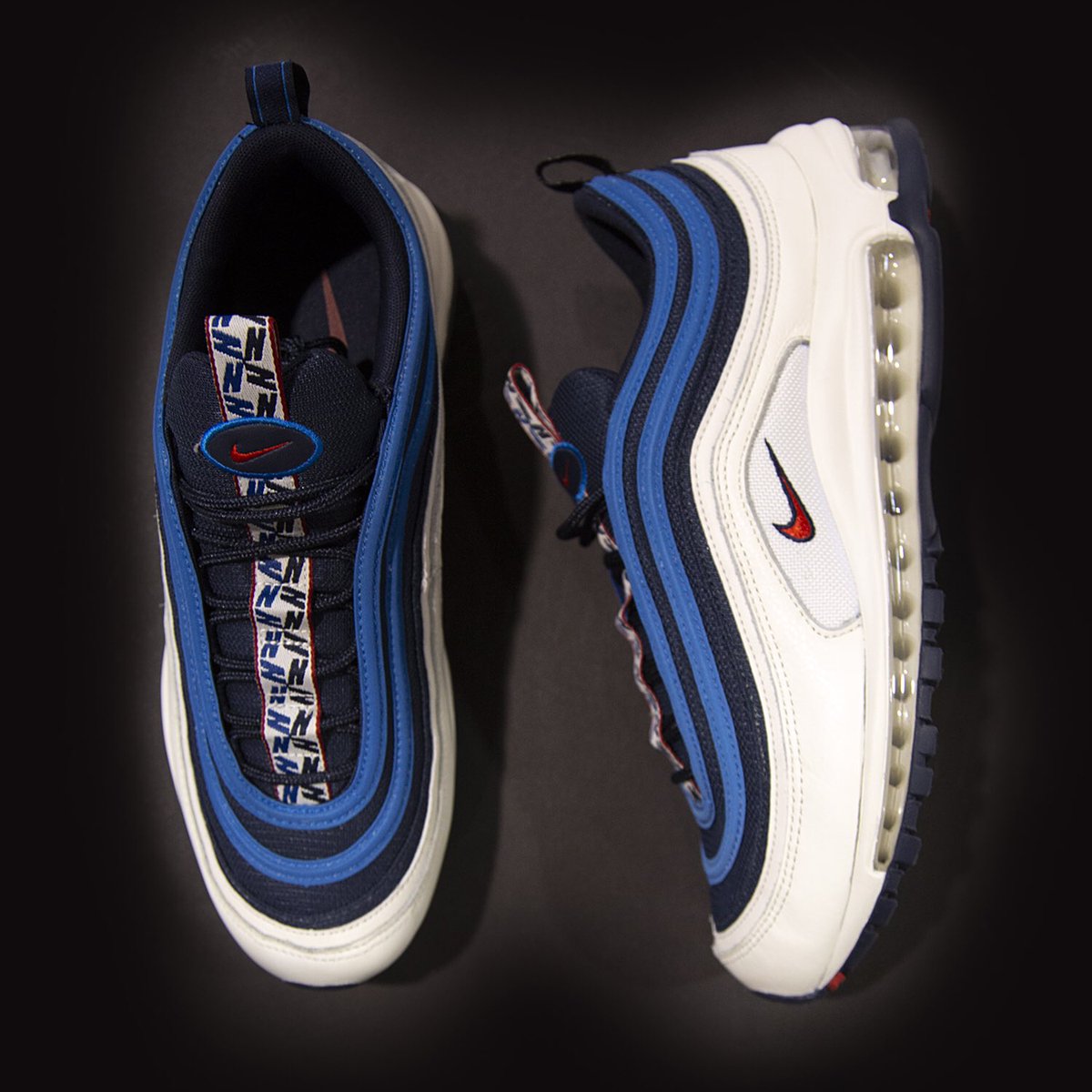 pull tab air max 97