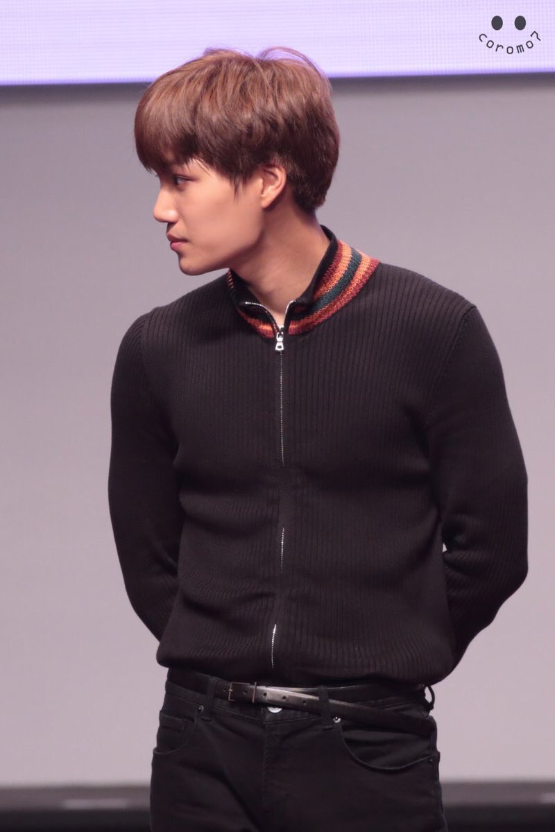 niniarchive88's tweet photo. HES SO SOFT N LOOKS SO TEENY :( https://t.co/CUUHCWfeod