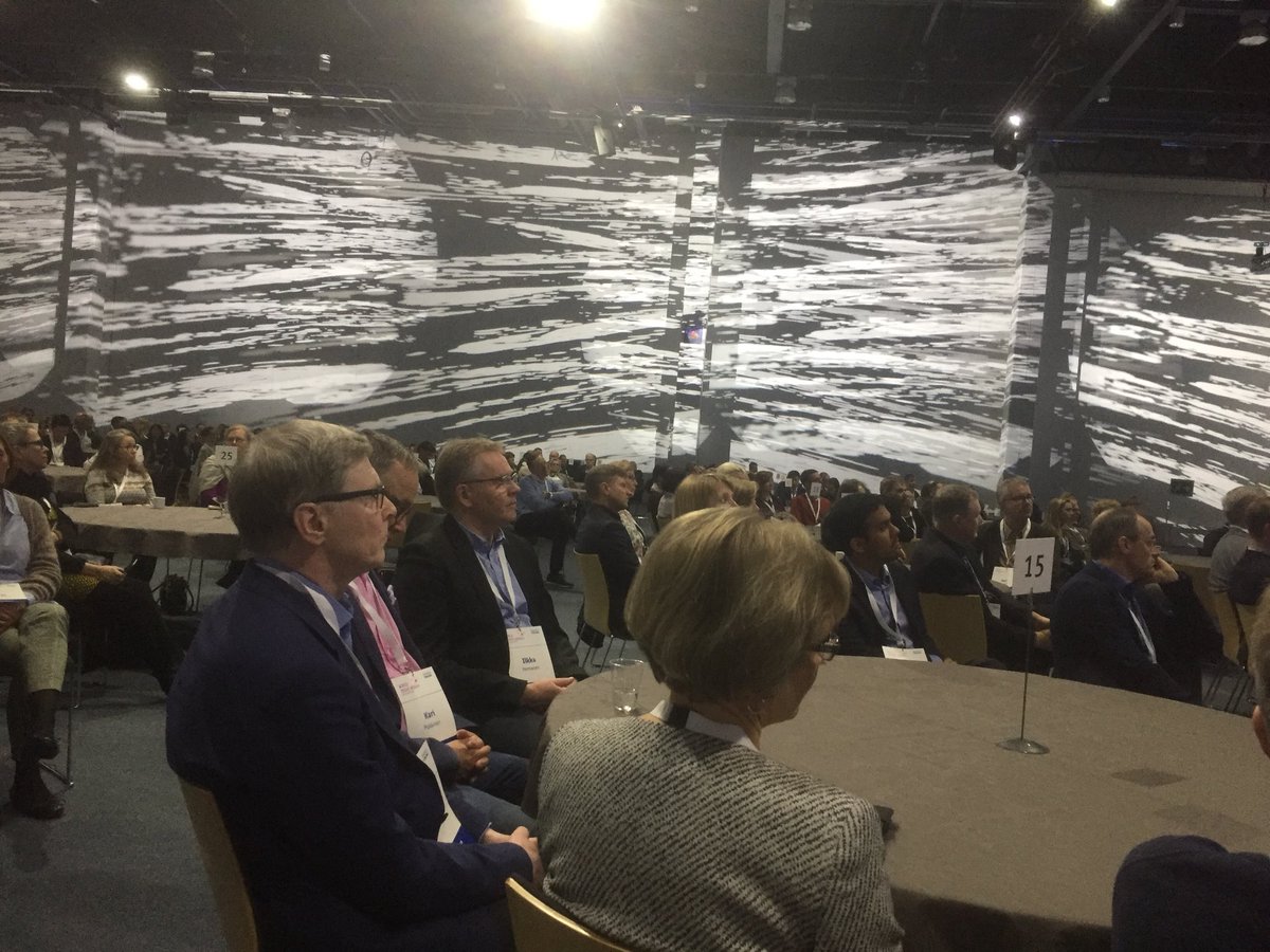 MikaKlemettinen's tweet photo. Koko @BusinessFinland globaaleine verkostoineen koolla @messukeskus’sessa #WorldIdeasWeek:in tiimoilta käynnistämässä uutta organisaatiota ja yhteistyötä Suomen parhaaksi ”innovaatioista markkinoille”-teeman mukaisesti! @TEM_uutiset @goodnewsfinland https://t.co/5GNd8DafPx