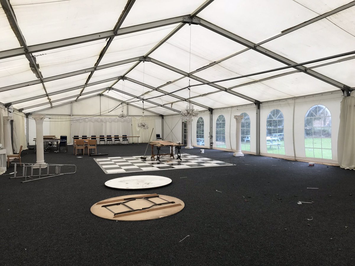 VIPeventsessex's tweet photo. Venue transformation #thegrandmarqueebrentwood #maggies21stbirthday #brentwood #essex #marqueeessex #marqueevenue https://t.co/7L11H3TmC0