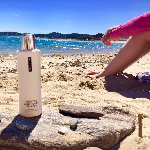 ritzocosmetics's tweet photo. Here comes the sun #beach #beauty #beautiful #beautifuldestinations #skincare #hair #sea #model ☀️ https://t.co/Zfk4npTS39
