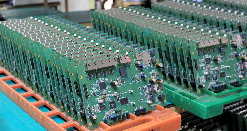 GOC_PCB's tweet photo. Confused with the complex world of Printed circuit boards? We've got you covered https://t.co/8WoZsAtmFf #printedcircuitboard #manufacturing #PCBexperts https://t.co/yYHk3OLt8G