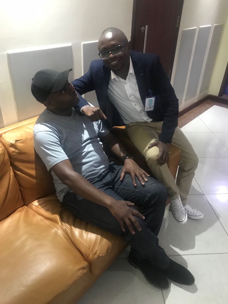 #Kazimpango #BusinessMonday Uko vipi? <a href="/TitiNiRhumba/">TITI NAGWALLA</a> na <a href="/mc_jakakamega/">MC_Jakakamega</a> Jakakamega tayari kwa burudani habari na mawaidha Unachekin ukiwa wapi?