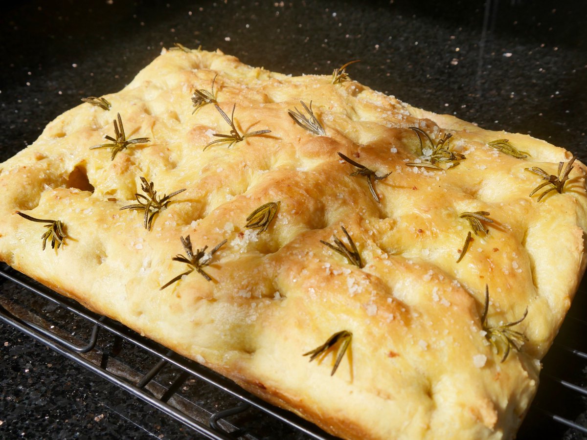 devoncookery's tweet image. #Breadmakingworkshop #Devon One place left 26/4 0930 start -full day Bread&amp;amp;Pizza making course facebook.com/cookerycourses… 07946 545328 incl breakfast &amp;amp;late lunch with wine