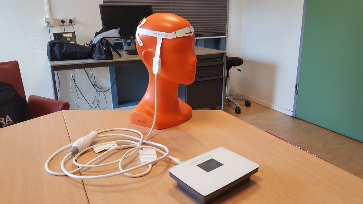 jochemooijevaar's tweet photo. Bezoek van Prolira aan @ZorgSpectrum locatie de Geinsche Hof voor een gesprek over de #DeltaScan, een systeem waar met behulp van een korte scan aangetoond kan worden of er sprake is van een delier. https://t.co/qluPGZ4lvQ