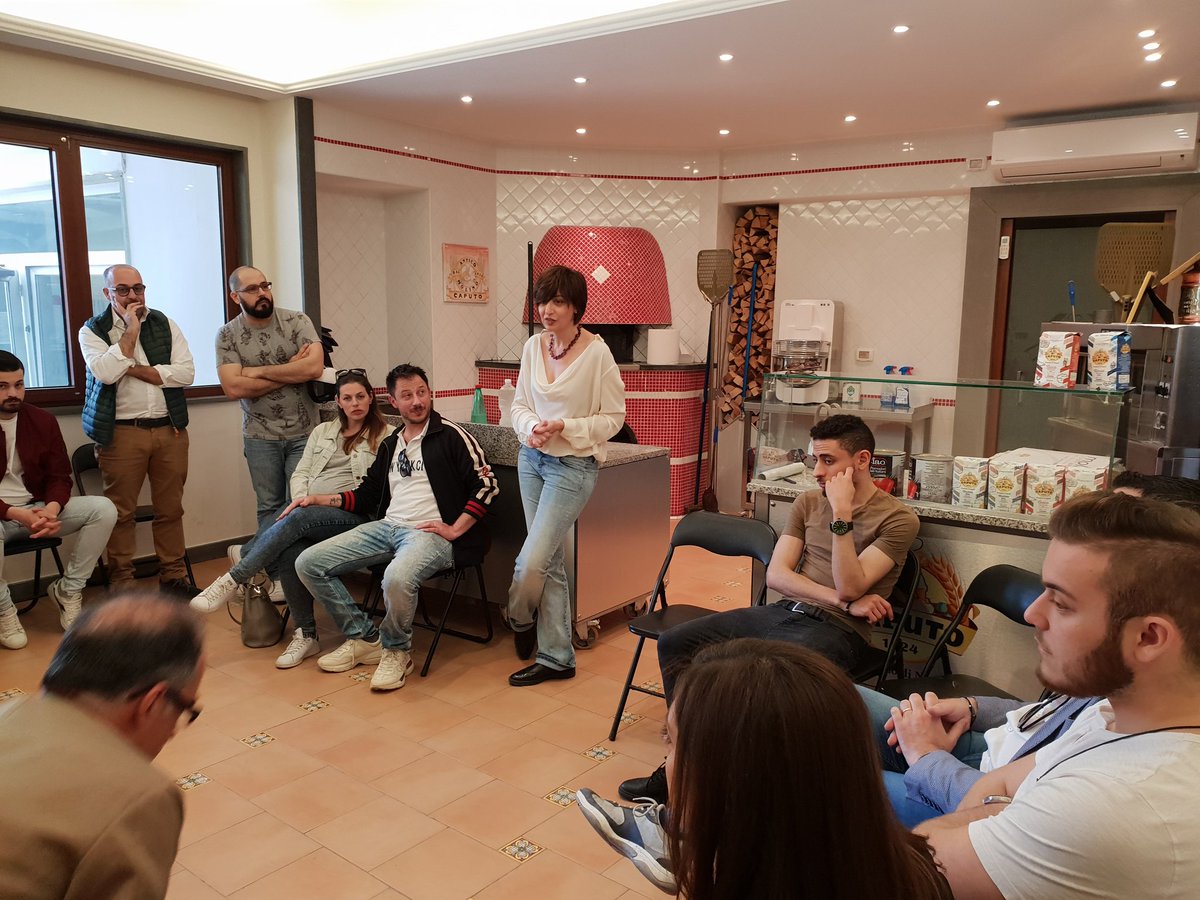 lsdm_official's tweet photo. Visita al @MolinoCaputo prima del grande evento di questa sera che chiude LSDM Caputo Chef Project.
#CaputoChefProject #LSDM11 #MulinoCaputo https://t.co/2txWgFty3W