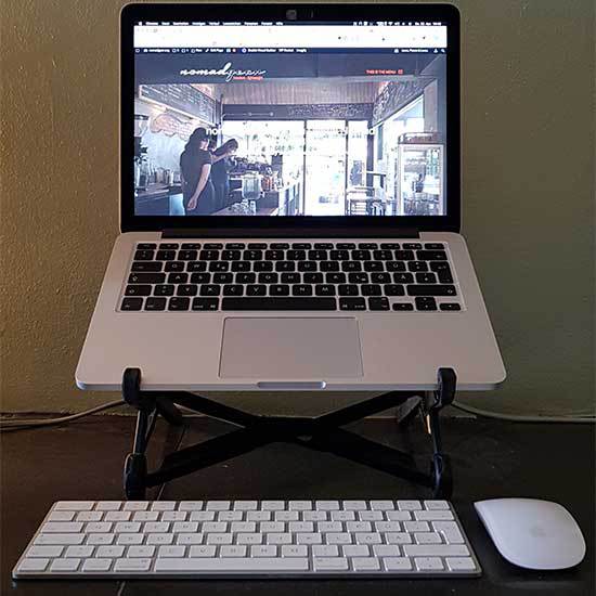nomadgear_org's tweet photo. The Roost Laptop Stand - Remote Work made comfortable #nomadgear #nomadgear #digitalnomad #digitalnomadshop #remotework #freedom #locationindependent #nomad #digital #laptoplifestyle #247work #workaction #remotelifestyle… https://t.co/iR18VkcW8k https://t.co/4tO9fXJl2a