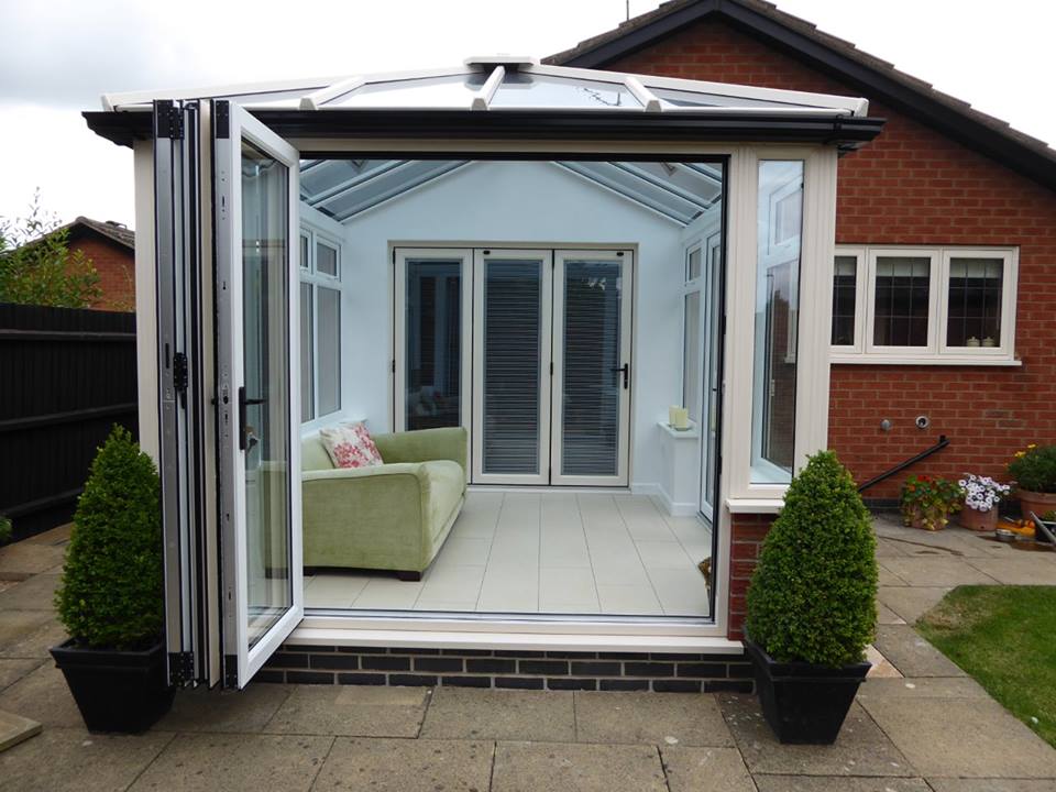 Frame__Maker's tweet image. Get ready for the Summer with a new conservatory manufactured from FrameMaker Windows...., your conservatory will become an all year round room to enjoy! Contact us today for more information on 0116 2784000 or email at sales@framemakerleicester.com