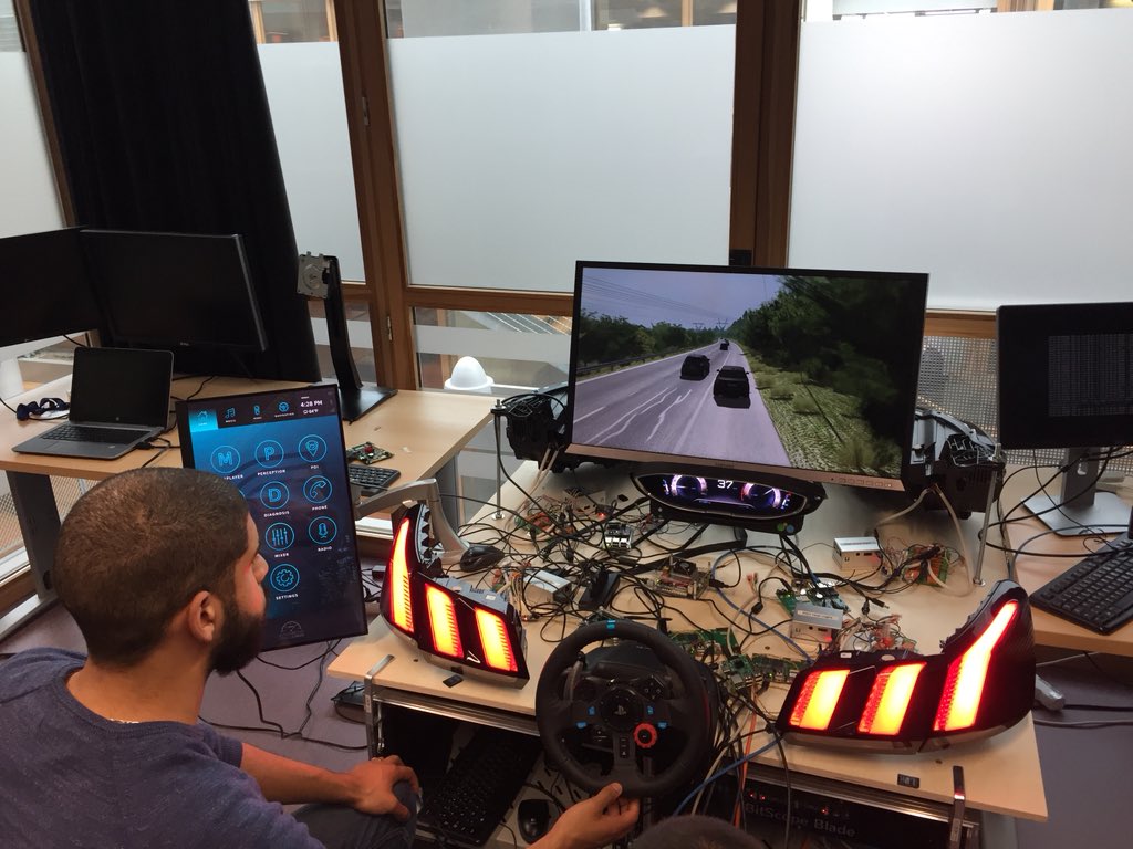 PaulLabrogere's tweet image. Dryrun de la demo « Cyberdefense dans le transport intelligent: metro et voiture » en preparation de #digihallday18 du 22 Mai #CybersecurityByDesign #IntrusionDetectionSystem #IntelligenceArtificielle #CyberPhysicalSystems @IRTSystemX #TransportAutonome