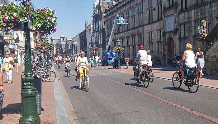 Nieuwe raadsleden omarmen fietsvriendelijke maatregelen - VERKEERSNET buff.ly/2HjvRKF