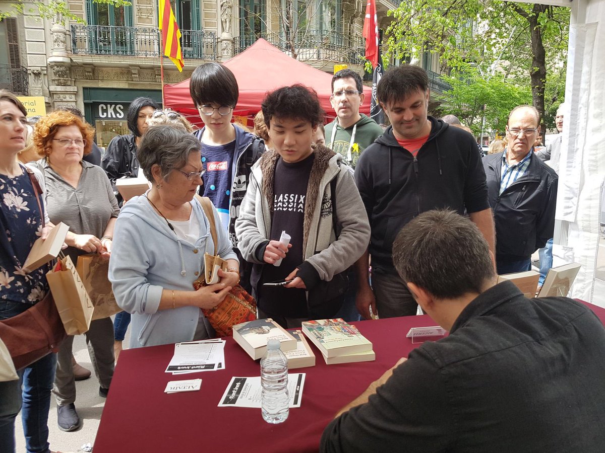 sergivicente's tweet photo. Primera prova superada! Me'n queden 3 més 😬 #SantJordi2018 #XinaFastForward #ChinaFastForward https://t.co/R2AccAGUuL