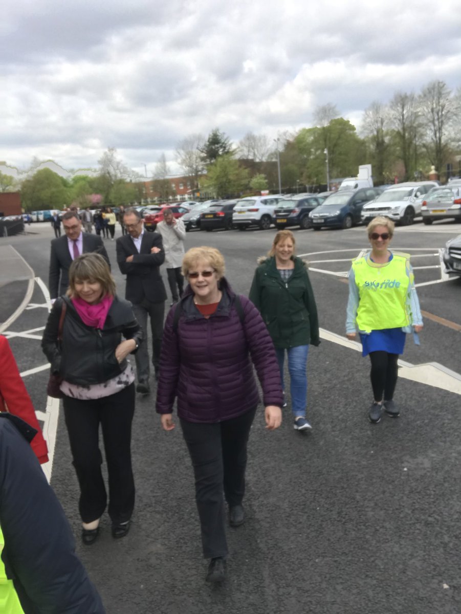 Walking today at lunch on our @GM_HSC away day! Great to see so many of us out and about getting some lovely ‘fresh’ trafford air! Building our resilience one step at a time 🚶‍♀️🚶‍♂️🚶‍♀️🚶‍♂️#dailymile #workwellbeing