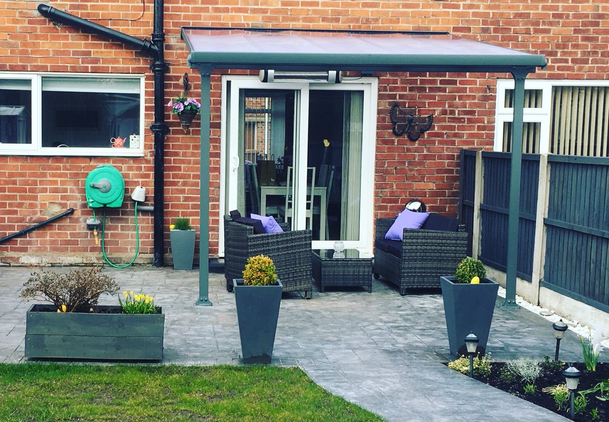 CanopiabyPalram's tweet photo. “Love, love, love my new Feria patio cover. I’ll be able to sit in the garden despite the British rain ☔️ . Fantastic quality”.
Thank you for a heartwarming feedback Julie 💚
#garden #Patio #palram #homedecor #home #cozy #Comfort https://t.co/xWLrukkUJW