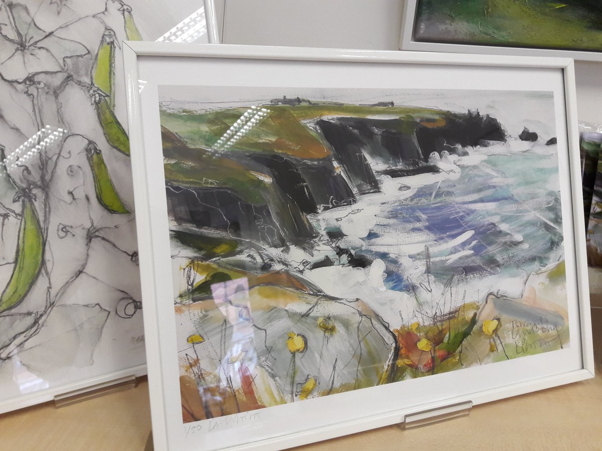 kate_pettitt's tweet photo. Love this! We enjoyed meeting visitors of all ages this weekend @YorkOpenStudios #venue43 #commentsbook #buddingartist #feedback #ageless https://t.co/BsdMzucYVm