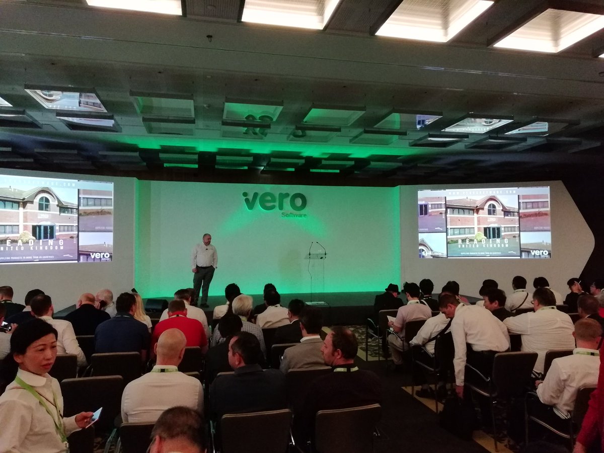 verocamhun's tweet photo. @VeroConference Vero GRC 2018 Elkezdődött! https://t.co/pTZUxYrngK