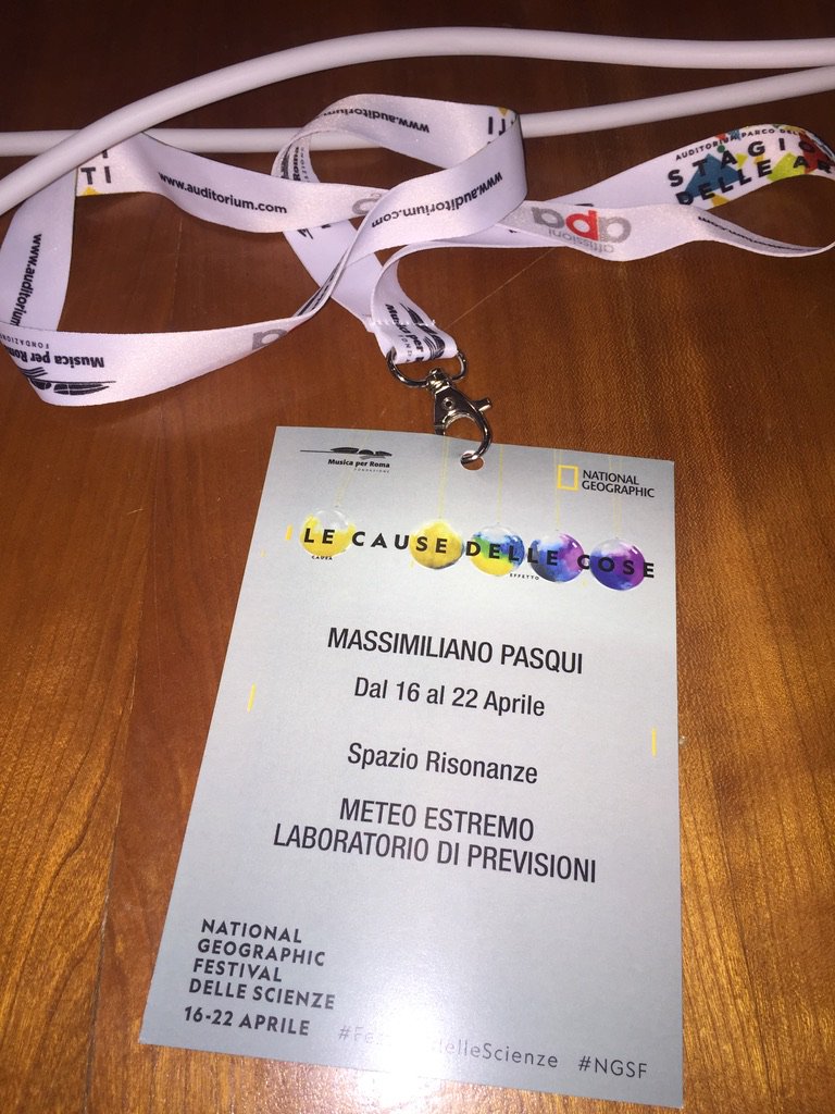 Massi_Pasqui's tweet photo. Talking about #extrems and #climatechange with several hundreds of people and children during #FestivaldelleScienze #NGSF: a great human experience! @FACCEMACSUR @MipaafSocial @StampaCnr @DiSBAcnr @flash_meteo @medgold_h2020 https://t.co/qQVJvbG6Zb