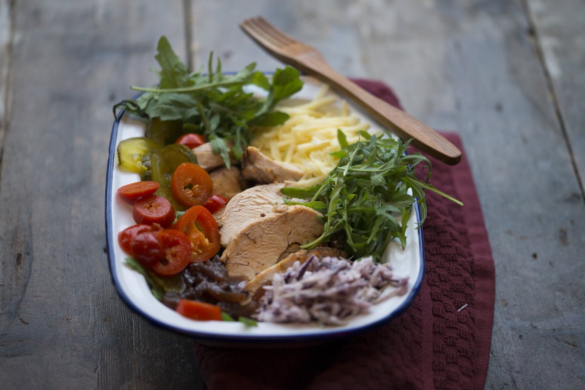 No side? No problem. 

For a quick, healthy lunch try a bbq bowl or wrap on their own. 

Cajun rice, choice of filling, slaw, chutney, rocket, pickles, jalapeños, black bean &amp; corn and shredded cheese or queso.

Monday never tasted so good!