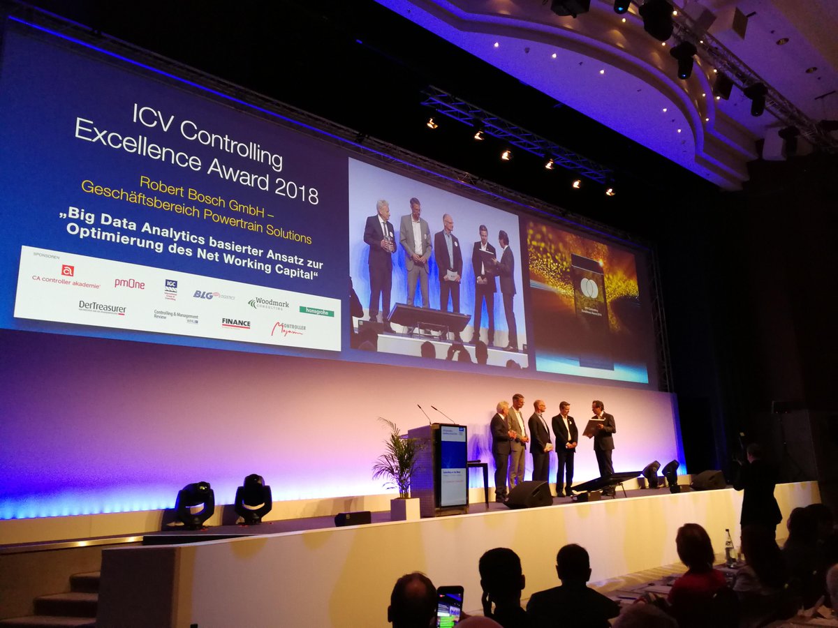 ControllingNews's tweet photo. Auf dem #controller_congress2018" ist gerade der ICV Controlling Excellence Award an die Robert Bosch GmbH verliehen worden. https://t.co/CZqEA0Ihe6 https://t.co/I5UOARUhms