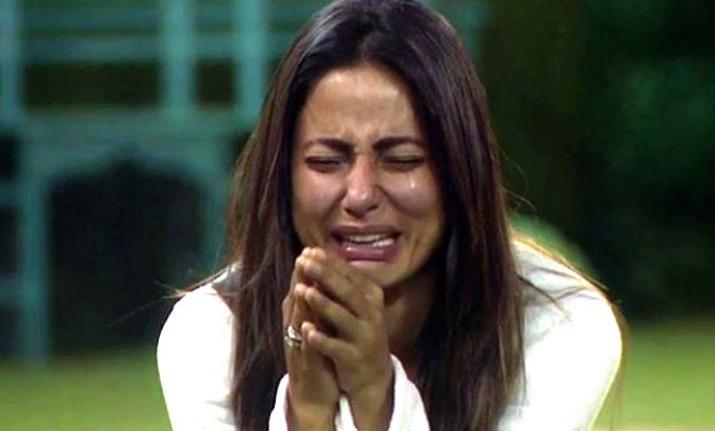peepoye_'s tweet photo. nt fair, u must congratulate Hina for winning #DadaSahabPhalkeAward 4 Best Entertainer in a Reality Show! She did provide full entertainment by:
1. Playing vamp full of negativity
2. Forgetting almost everything
3. Bedside Bhakti
4. Camera shy Crying
5. Provoking others to fight https://t.co/cJTy5c9SoF