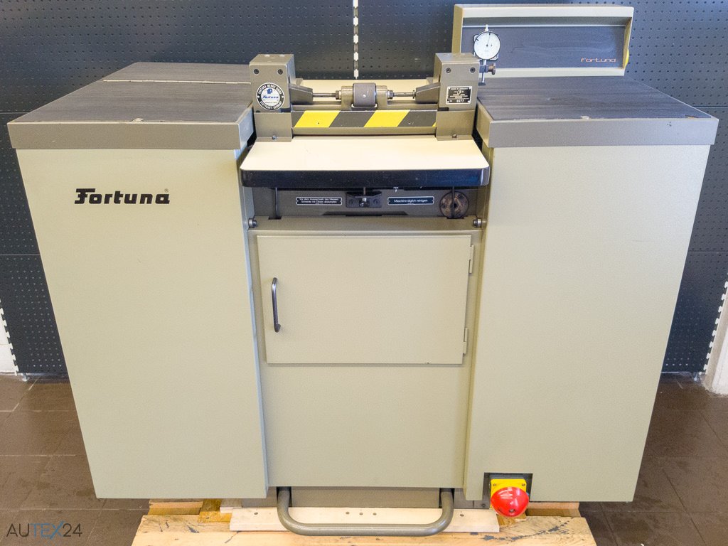 AUTEX24's tweet photo. Fortuna AB 320 Lederspaltmaschine
Fortuna AB 320 Leather Splitting Machine
#leder #fortuna #lederspaltmaschine #maschine #LeatherSplittingMachine #autex24 #Spaltmaschine #Bandmesserspaltmaschine #Universalspaltmaschine #Hochleistungsspaltmaschine #AB320 #MachineDélaminage https://t.co/1iETsbPa9L