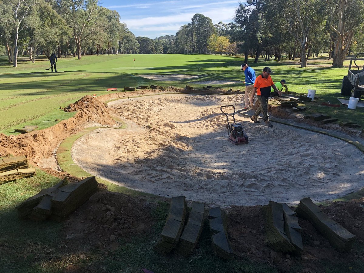 ryanstores_turf's tweet photo. First trial bunker with the new @EcoBunkerLtd and it turned out fantastic! This product is a great step forward in sustainable management, requiring very little maintenance. #sustainability #greenkeeper #AGSSA https://t.co/0Sm9MTvB6r