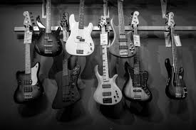 bobpetersmt's tweet photo. Love a good guitar, hope you all do too because we have a 10% discount on guitar lessons. Get in touch this week for more information. https://t.co/I5uiKu8eiQ