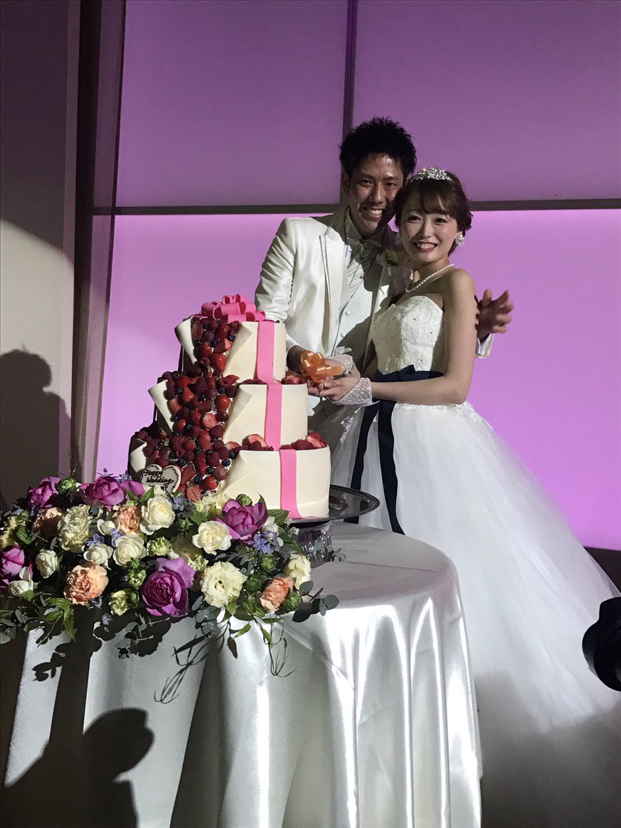 ari__19r's tweet photo. よき結婚式💍素敵な時間だったなぁ〜戻りたい。笑 素敵な家族が溢れてた♥⃛次はだれかなぁぁあぁぁ https://t.co/T4xeWWqNwT