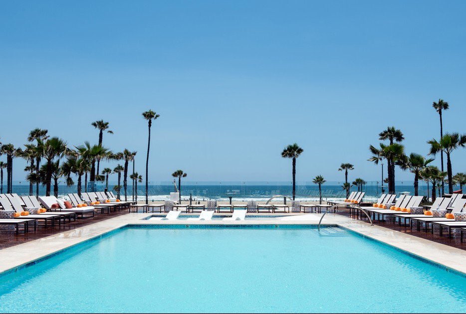 DoetsReizen's tweet photo. Het Pasea Hotel in Huntington Beach is het favoriete hotel van reisspecialist Lisan. Geniet van de California surf en beach life! #HuntingtonBeach #paseahotel #california https://t.co/wKFWY2gwXN