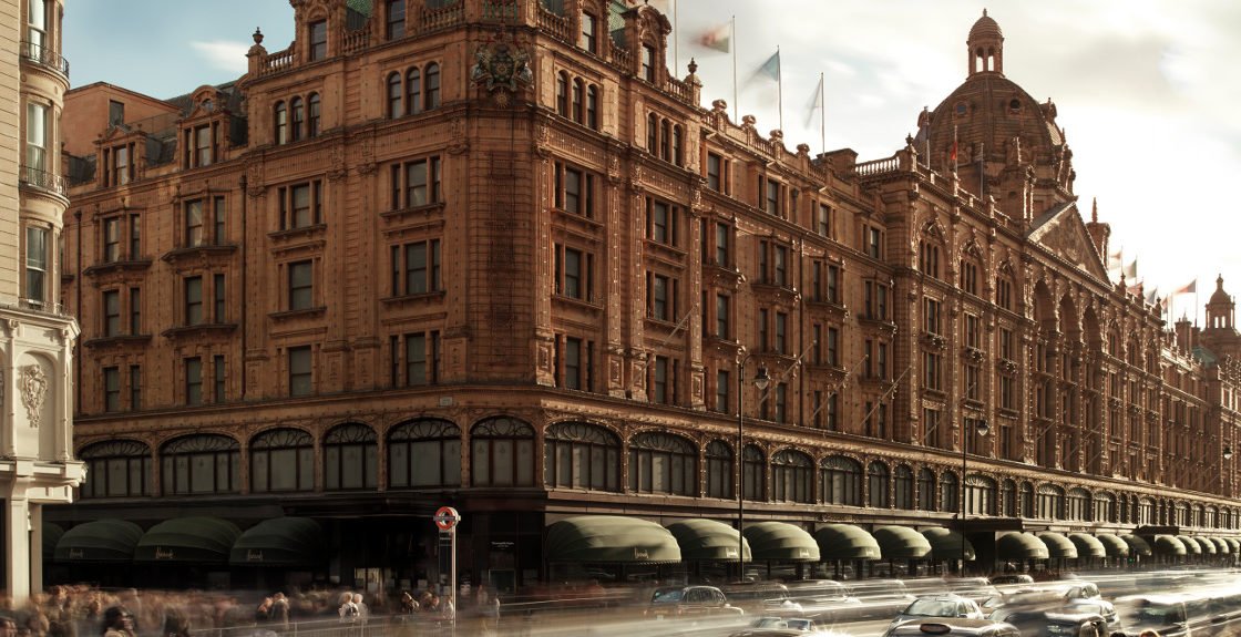 “We understand the power of using data to support what we do for our customers and employees.“- Find out how <a href="/Harrods/">Harrods</a> have collaborated with us to ensure they maintain their people-first approach, and achieve their long-term business goals! 🇬🇧peakon.com/resources/cust…  #Harrods