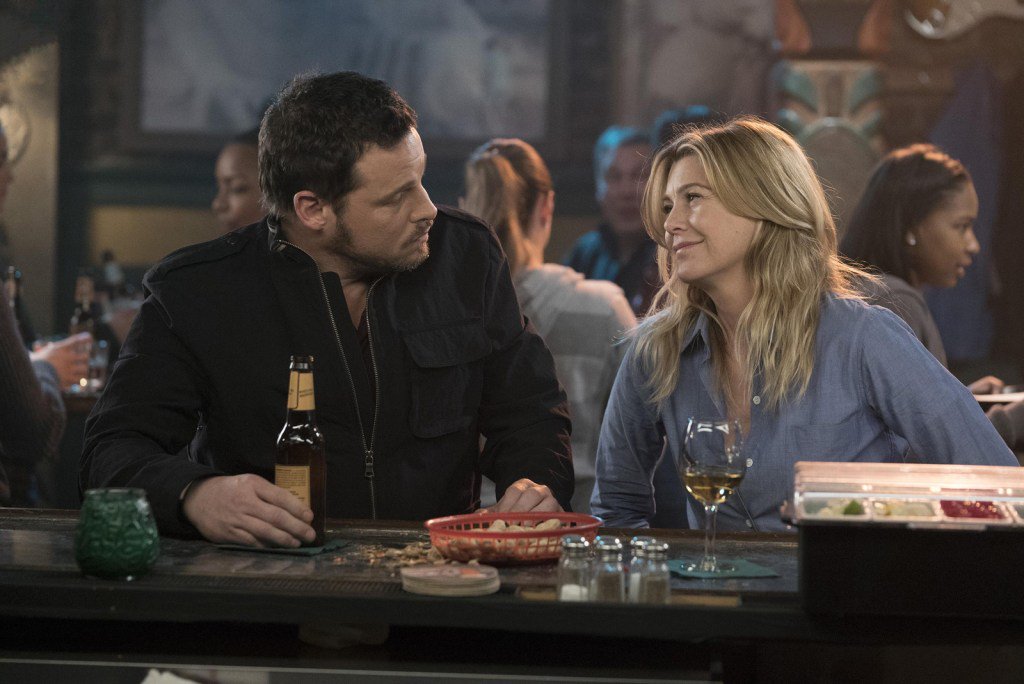 JustFocusSeries's tweet photo. Grey's Anatomy : La saison 15 commandée ! https://t.co/8CcxXK7UBG https://t.co/hHpim1Krb7