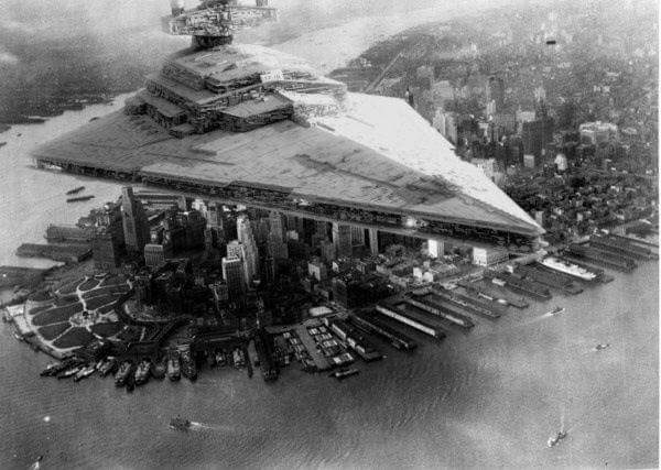 Charlton_Hero's tweet photo. #StarWars ships to scale if they came to Earth!! https://t.co/YbZdMjz8eY