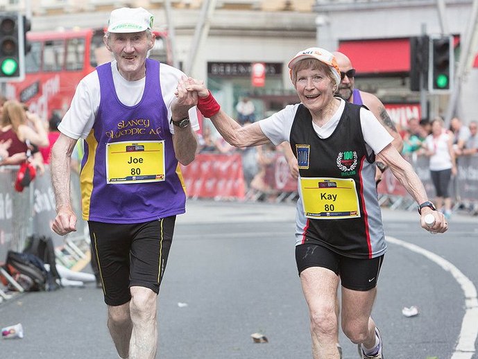 Big love to all those awesome #LondonMarathon runners yesterday (aww, especially this 80 year old couple) !! 😮 🏃 👏 ❤️ #GonnaRunToYou x