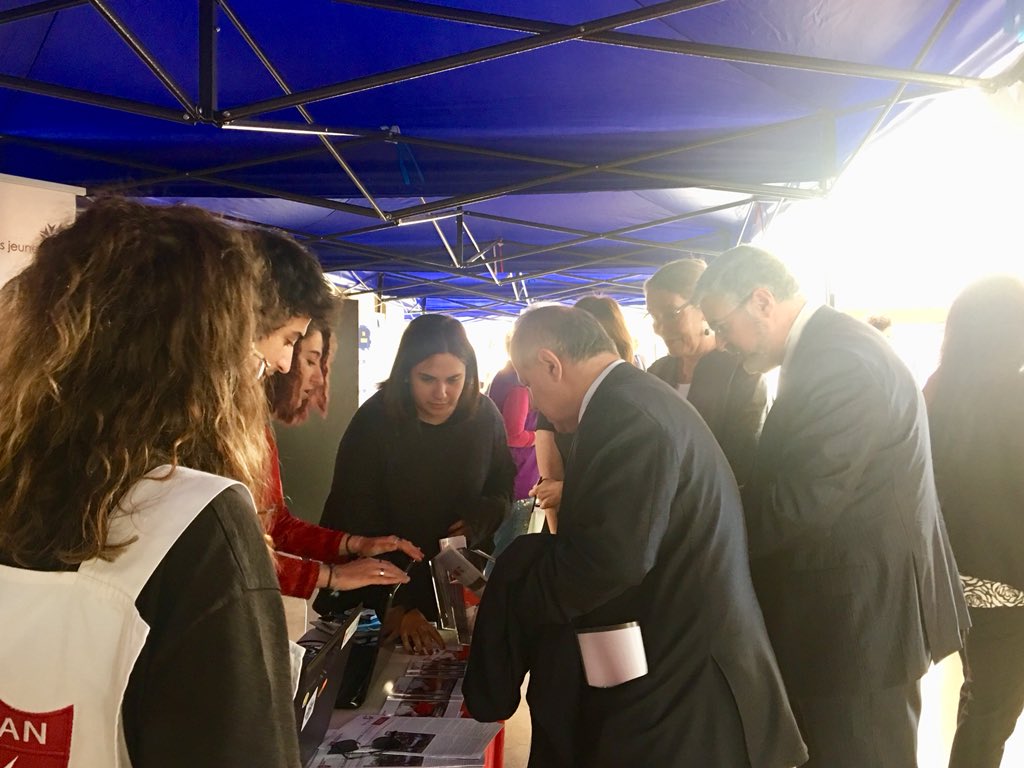 USJLiban's tweet photo. #EnDirect- 3e édition du Forum des Initiatives citoyennes sur tous les #CampusUSJ en parallèle avec l’@AUB_Lebanon
#USJ_AUB #VieEtudianteUSJ https://t.co/88nfgNbVnI