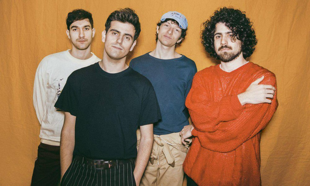 notodo_'s tweet photo. "Estéticamente estamos más cerca de 'lo cuidado' que del 'garage desenfadado'". Hablamos con Baywaves (@joinBaywaves) sobre lo que será #ItsBeenLike, su inminente nuevo EP para el sello británico @artishardrecs: https://t.co/HDnuMIdUT9 https://t.co/Oy2kl6Yjeb
