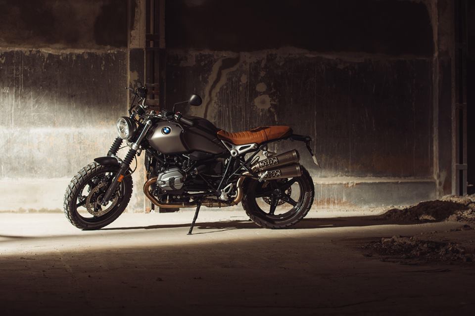 Bmw Motorrad Bavaria Iconic Retro Styling Boxer Punch Twin Exhaust And Tires For The Diverse Terrain The R Ninet Scrambler Harks Back To The Scrambler Era And Has All The