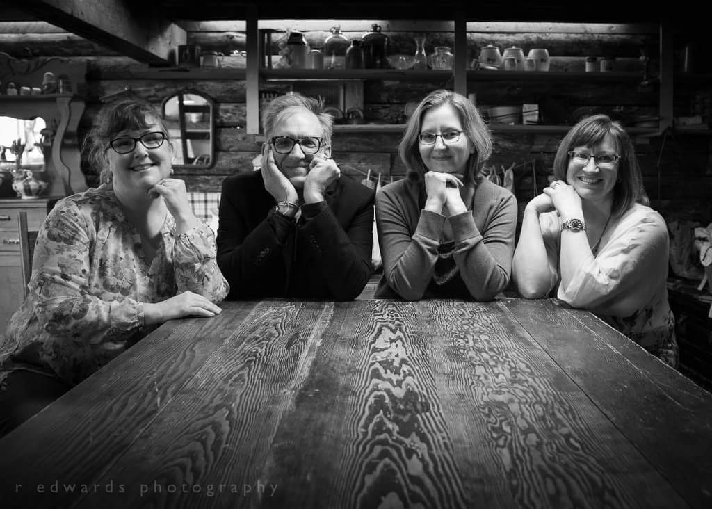 LisaMulrooney's tweet photo. It was a great pleasure for me today to mingle with these amazing poets: @trofs @AngelaKublik @LeanneMyggland
#poetry #PoFest18 #yegarts
https://t.co/ntERfhtNCe https://t.co/XE8VQgtY6x