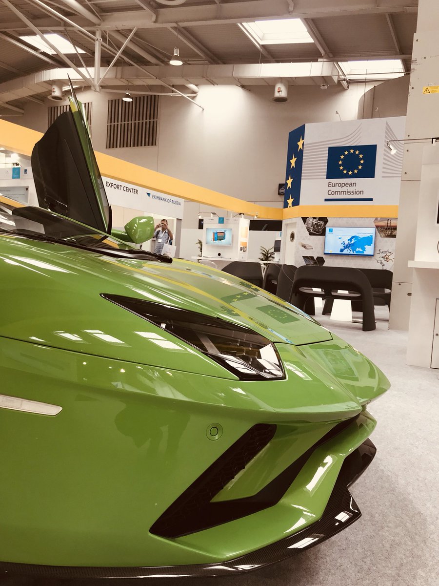 Martina32475020's tweet photo. European Commission Stand #FortissimoPro #FortissimoMarketplace #HannoverMesseWow #hm18 #Lamborghini https://t.co/cSSZEBGxK7