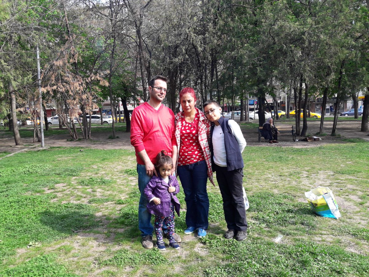 pinarbasiserkan's tweet photo. Canim ailemmm https://t.co/4SqqDLrmJo