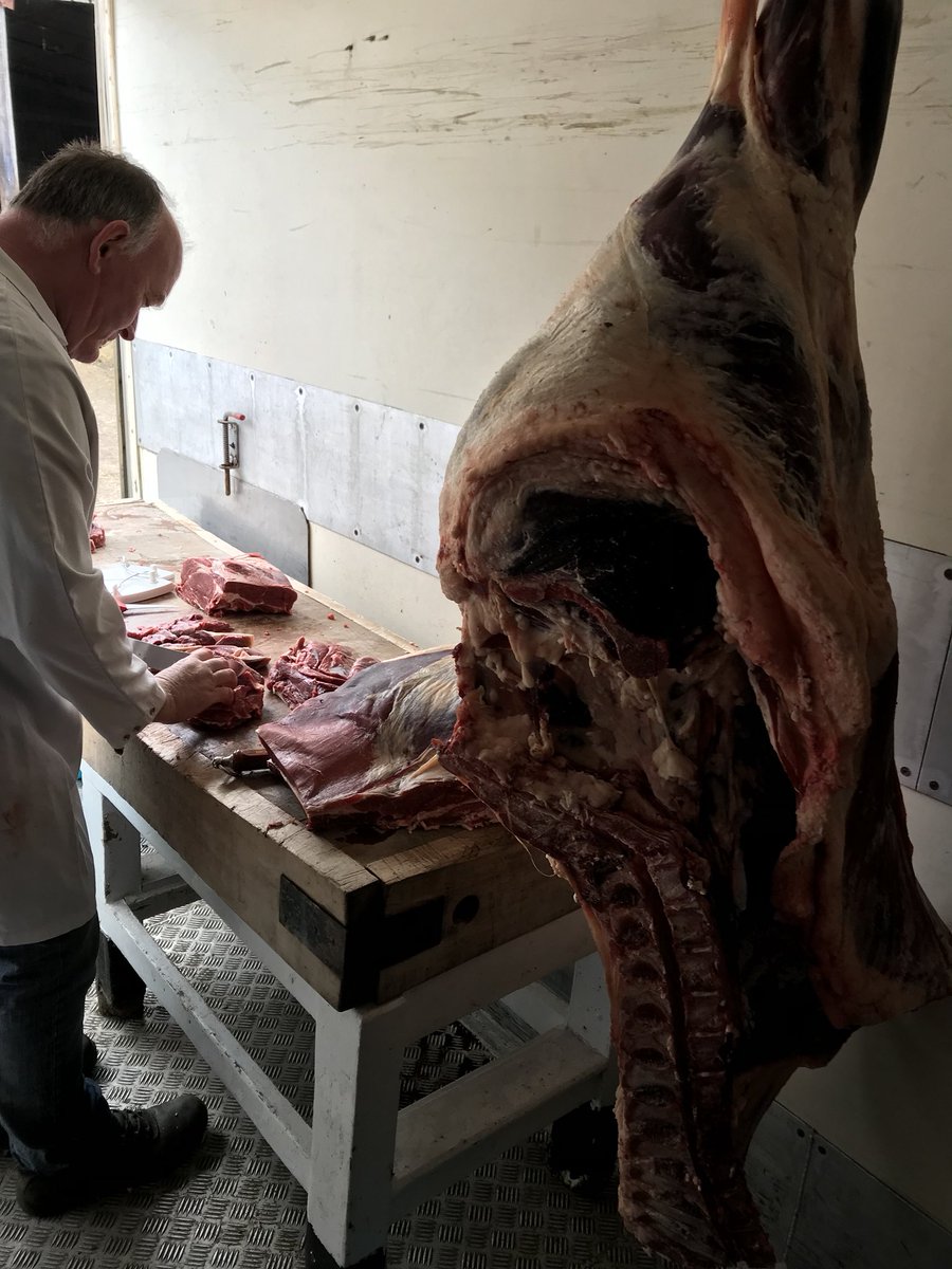 felthamfarmmeat's tweet photo. Burger prep starts here for @HartpuryRFC vs @Bristol_RFC !! 😍🥩🍔 https://t.co/3pPfhBoxSo