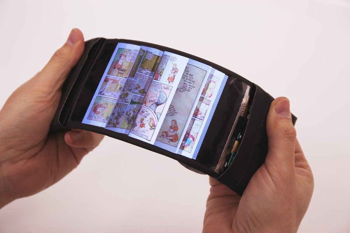 EnjoyDigitAll's tweet photo. 🗞[#Lactu] @Huawei pourrait griller la priorité à @Samsung  : son #SmartphonPliable est prévu avant fin 2018 https://t.co/yhnGx264I9 v/@pressecitron #FlashDigitAll 

#Mobilite #Mobility #TransfoNum #Transformation #Future #FutureDecoded #smartphone #foldable #concept https://t.co/AfK3twLP7j