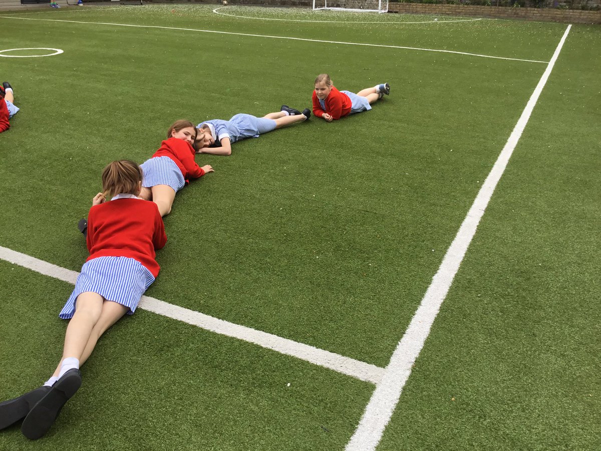 BroomwoodMath's tweet photo. Can you guess what @NWSbh_Class5 were up to this morning? Is this maths?! #BHMaths #Mathsisfun #angles @MathsNoProblem https://t.co/gxHTbi7d9u