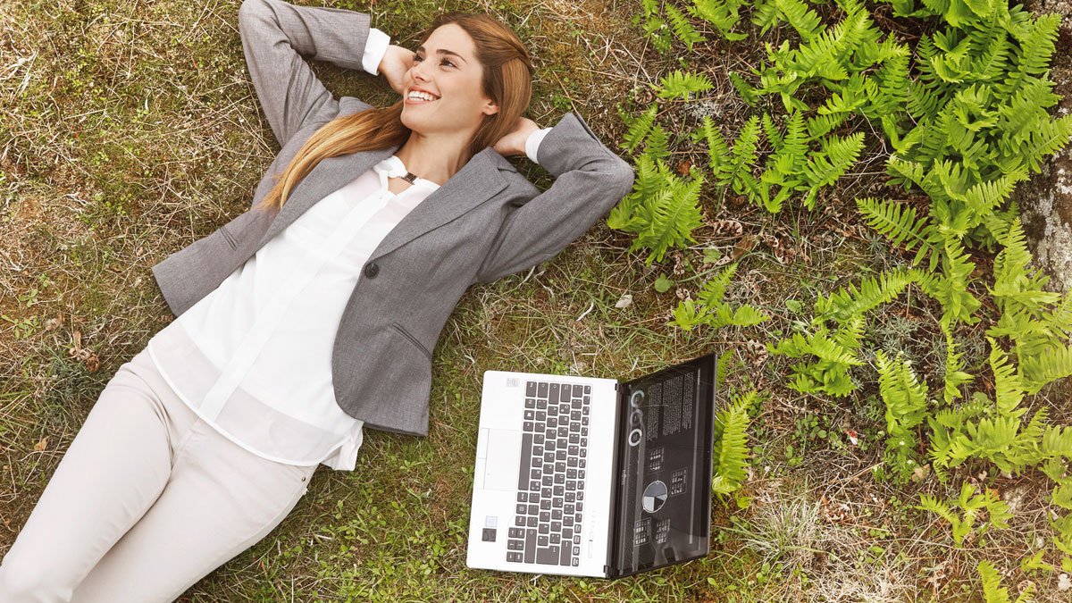 Fujitsu_Global's tweet image. Power your #worskpace! 4 reasons why the time for #VDI is now blog.global.fujitsu.com/4-reasons-why-… #DesktopVirtualization