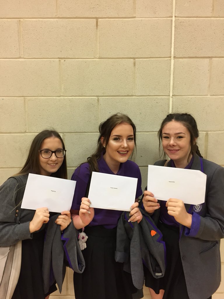 GuytonColin's tweet photo. Well done parents, lovely comments of encouragement written for #Y11 @sl_academy pupils and shared with them today, you managed to bring tears of encouragement to many. Good luck to all in your #revision over these final weeks. Thank you to @pixlclub for a great idea! https://t.co/HbkKUeWdhS