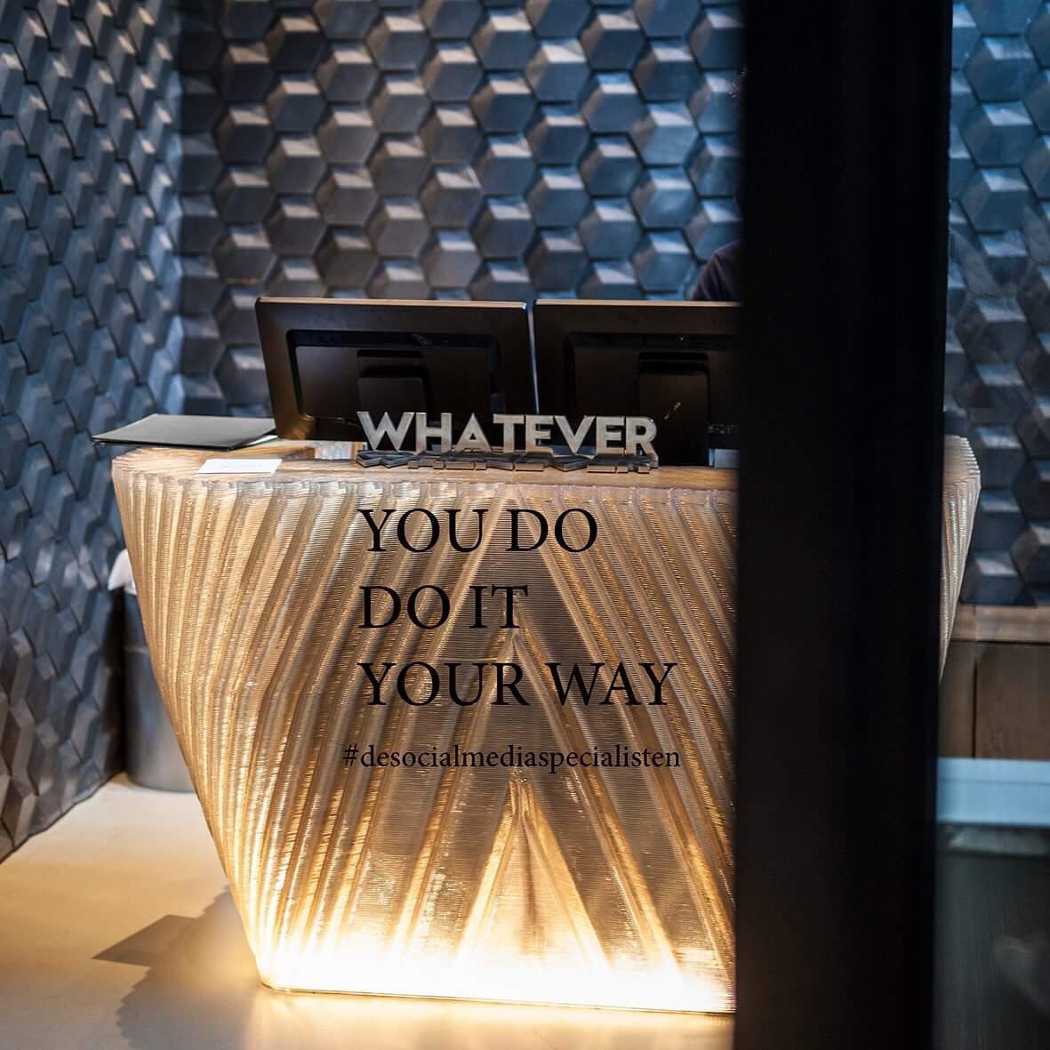 Onderneem vanuit je hart dat maakt jouw bedrijf uniek! #whatever #whotel @whotelamsterdam #marketing #strategie #authenticity #unique #socialmediamarketing #socialmedia #desocialmediaspecialisten